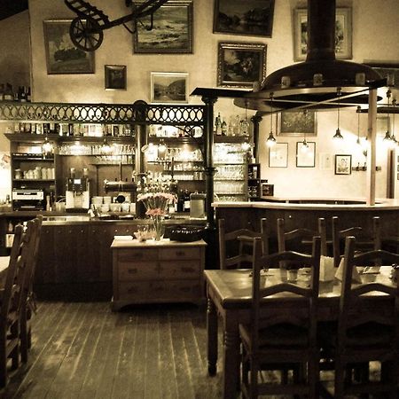Готель Altes Bierhaus Arzbach Екстер'єр фото